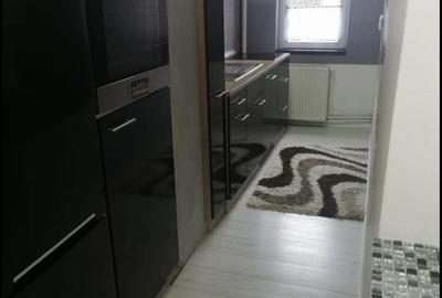 Apartament cu 2 camere decomandat în Stadion - 1