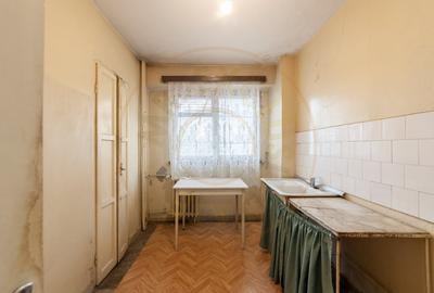 Apartament cu 2 camere decomandat în Central - 13