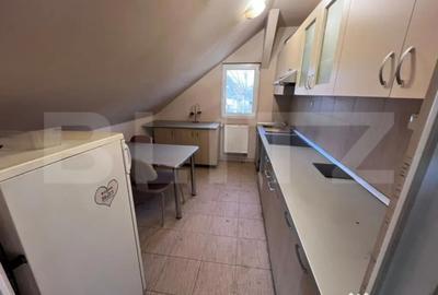 Casă cu 11 camere cu Teren 1342 Mp în Central - 2