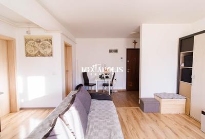 Apartament cu 2 camere semidecomandat în Tractorul - 7