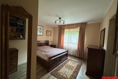 Casă cu 5 camere cu Teren 1596 Mp în Central - 11