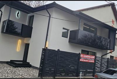 Casă cu 4 camere în Tineretului