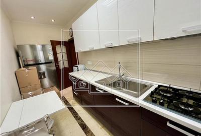 Duplex cu 4 camere cu Teren 249.5 Mp în Șelimbăr - 20