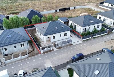 Casă cu 5 camere cu Canalizare în Central - 19