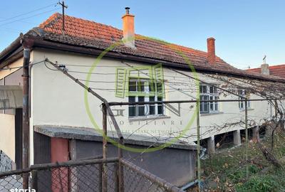 Casă cu 4 camere cu Canalizare în Șura Mare - 3