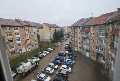 Apartament cu 2 camere decomandat în Central - 11