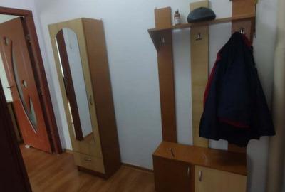 Inchiriez apartament cu 2 camere in Roman - 10