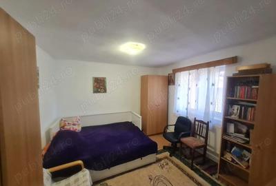 Casă cu 4 camere în Jorăști - 1