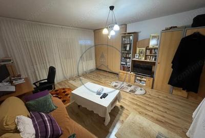 Apartament 2 camere, decomandat, zona CRVIVU - 9