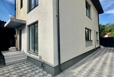 Casă cu 5 camere cu Canalizare în Mihai Bravu - 3