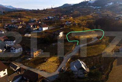 Teren de vanzare, 18 arii, priveli?te deosebita ?i utili - 3