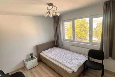 Apartament cu 4 camere decomandat în Tipografilor - 4