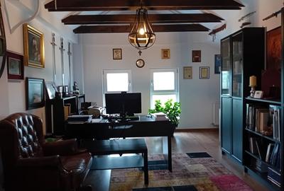 De vanzare vila exceptionala in stil Neo Romanesc cu vedere la lac si padure - 16