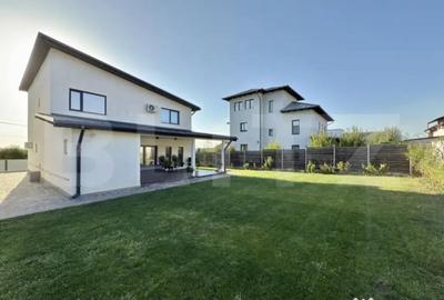 Casă cu 4 camere cu Teren 488 Mp în Bucov - 15