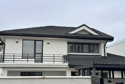 Casă individuală cu 8 camere cu Teren 1000 Mp în Nord-Est - 1