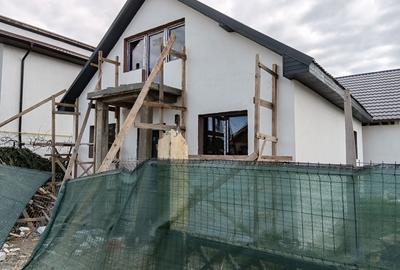 Casă cu 4 camere în Central - 5