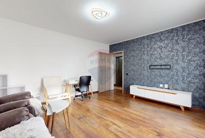 Apartament cu 2 camere decomandat, mobilat în Tractorul - 16