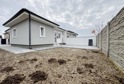 Duplex cu 4 camere cu Canalizare în Moșnița Nouă - 4