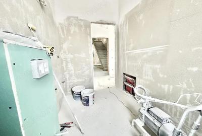 Apartament cu 3 camere semidecomandat în Giroc - 6