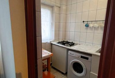 Garsoniera la inchiriere Dristor , 7 minute pana la metrou - 10