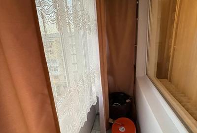 Garsonieră decomandată în Central - 7