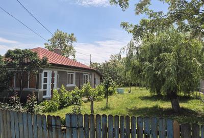 Casă cu 4 camere în Platonești - 1