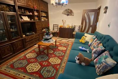 3 camere decomandate cu centrala, foarte spatios, Scoala M Sadoveanu - 1