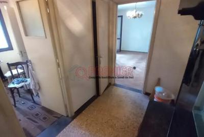 Apartament cu 3 camere semidecomandat în Central - 3