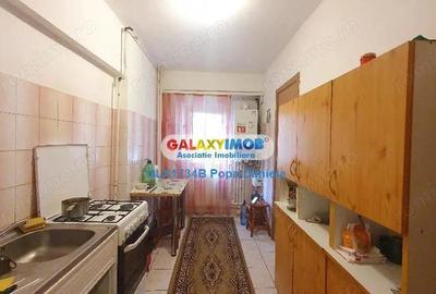 Vanzare 3 camere decomandat etaj 2 bloc 1988 Calea Vacaresti - 9