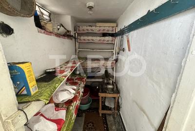 Apartament 2 camere 47 mpu decomandat 2 boxe la subsol garaj etaj 2 - 12
