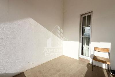 Jumatate de Duplex, 5 camere, 4 bai, PetFriendly, curte, ... - 15