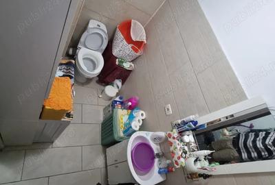 Vand apartament 3 camere, 2 bai, 1 bucatarie,2 balcoane ?i parcare curte - 2