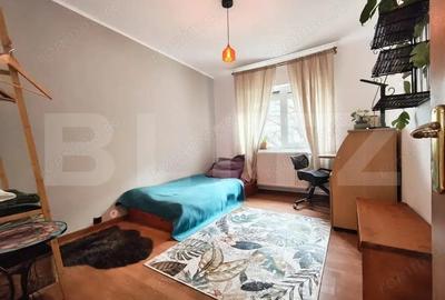 Apartament cu 4 camere decomandat în Rogerius