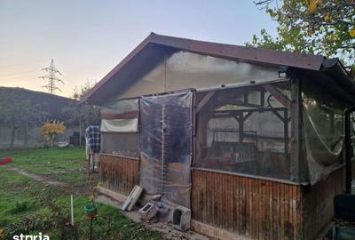 Casă cu 4 camere cu Teren 1348 Mp în Central - 9