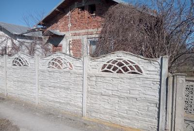 Casă cu 3 camere cu Teren 500 Mp în Brazi