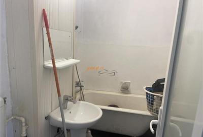 Apartament 3 camere , zona Gara, et 2/4 , centrala termica i - 4