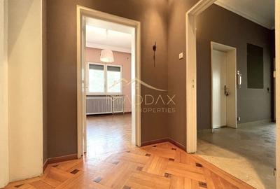 4 rooms ***203 SQM useful*** / 38 SQM terrace + garage / Primaverii - 21