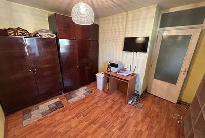 Apartament 3 camere, decomandat - Cugir - 1