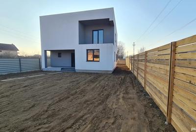 Casa De Vanzare - 5