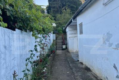 Casa in curte comuna, 30 mp Strada Predeal, vecini li - 2