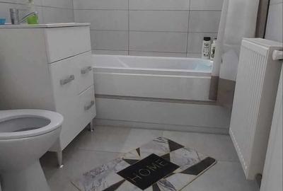 Apartament cu 2 camere decomandat în Tomis Nord - 1