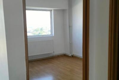 Apartament 2 camere Unirii Sud. Doar bucataria mobilata si utilata. - 9