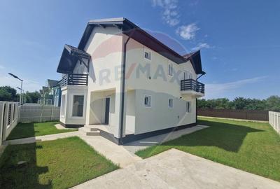 Casa/Vila Moderna- 6 camere de Inchiriat Corbeanca/Ilfov - 1