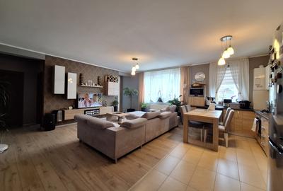 Apartament cu 3 camere semidecomandat, mobilat în Florești - 3