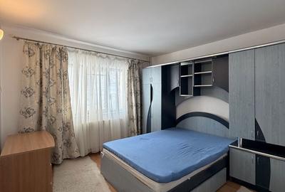 Apartament cu 3 camere decomandat în Central - 1
