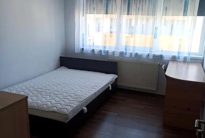 Apartament cu 3 camere decomandat, mobilat în Florești - 3