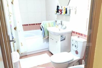 Apartament 3 camere, 70mp, Radauti - 8