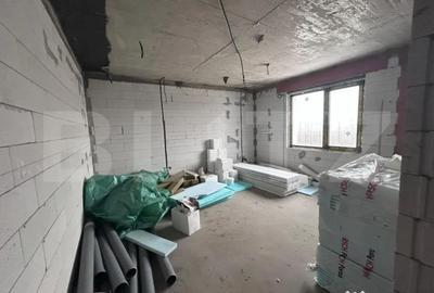 Casă cu 4 camere cu Teren 700 Mp în Central - 15