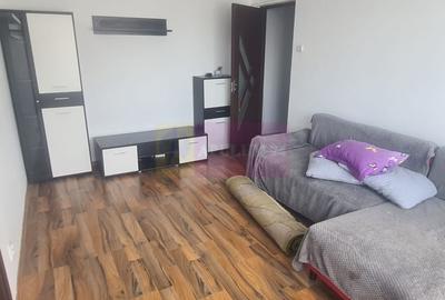 Apartament cu 2 camere de vanzare in Campina