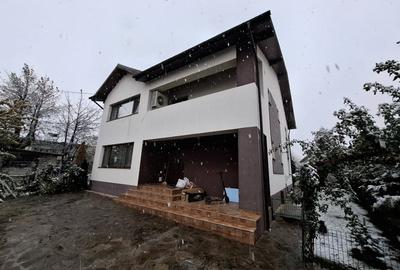 Vila 5 camere, 500 mp teren , Cocosesti Prahova - 1